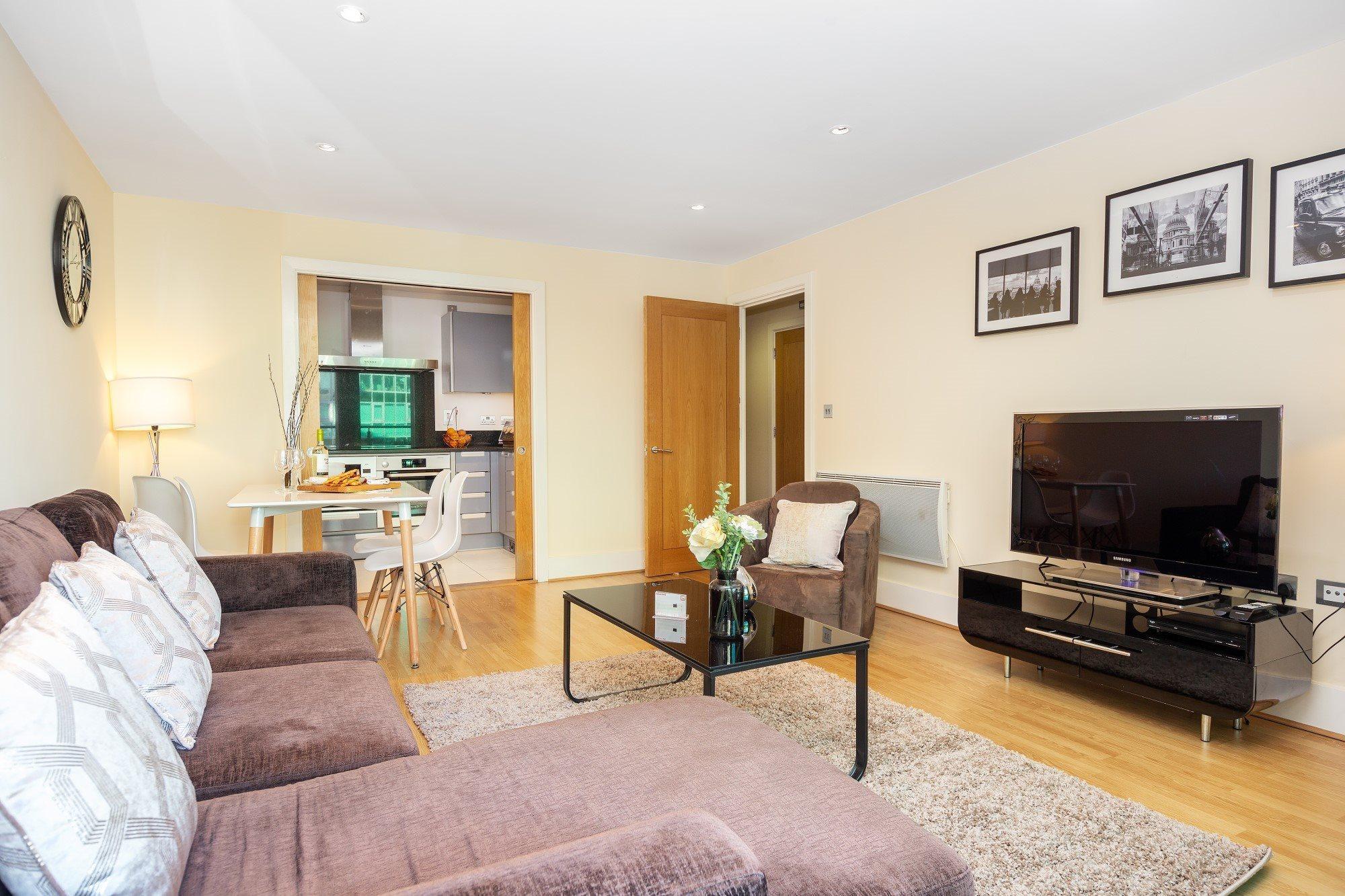 St. George Wharf By Thesqua.Re Apartment London Ngoại thất bức ảnh