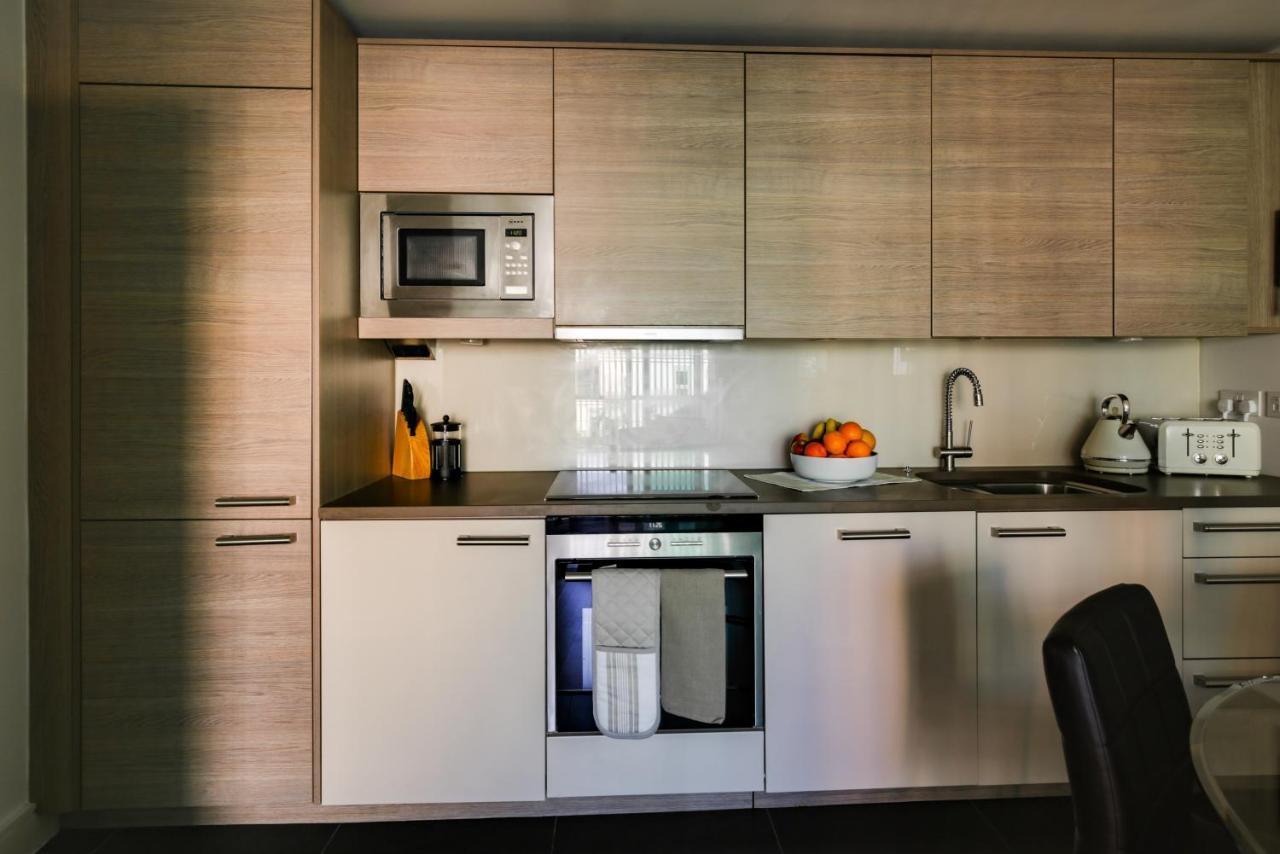 St. George Wharf By Thesqua.Re Apartment London Ngoại thất bức ảnh