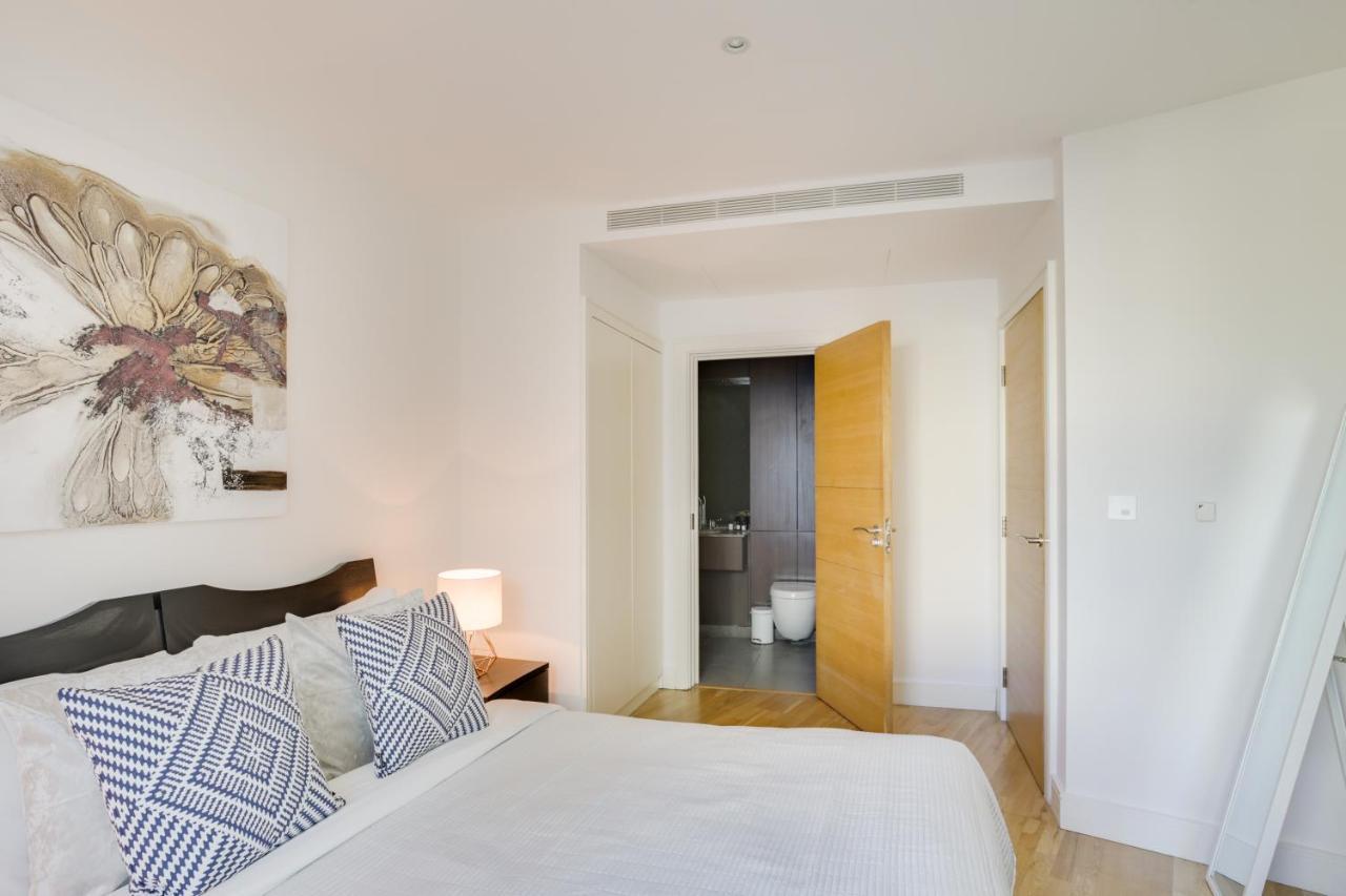 St. George Wharf By Thesqua.Re Apartment London Ngoại thất bức ảnh